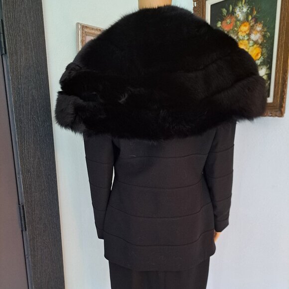 Elegant Core Double Breasted Black Suit Jacket with HUGE Fox Collar Size 8 VTG - Picture 4 of 6